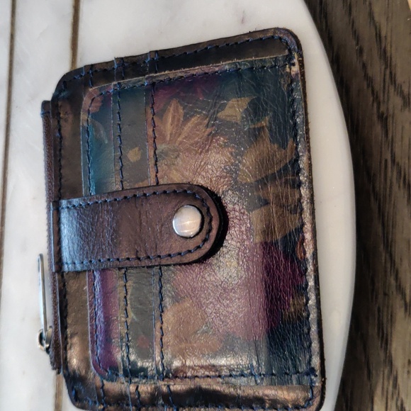 BN Patricia Nash card holder - Picture 2 of 3